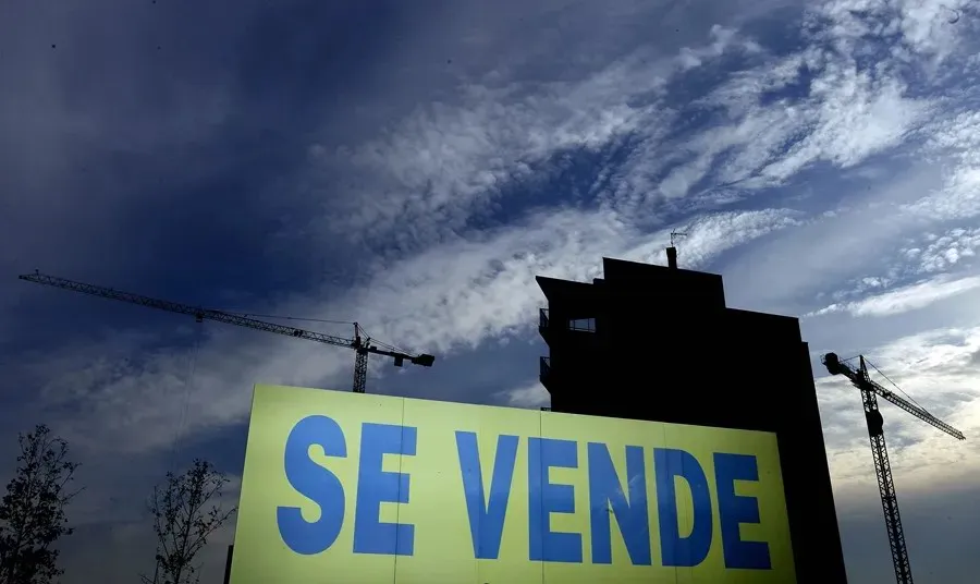 Edificio de viviendas en venta, en una imagen de archivo. EFE/Kai Försterling