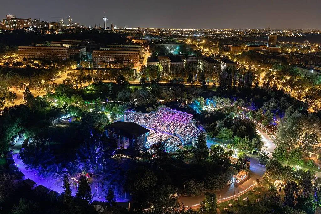 1620px-FESTIVAL_NOCHES_DEL_BOTANICO_2021-1-1024x683
