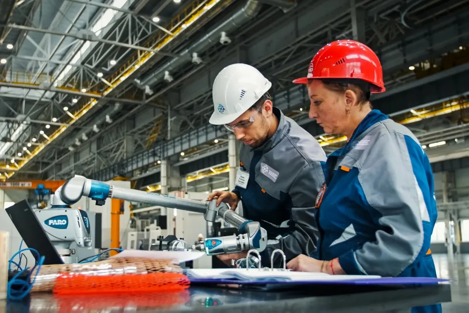Trabajo - trabajador - trabajadores - fábrica - empleo 