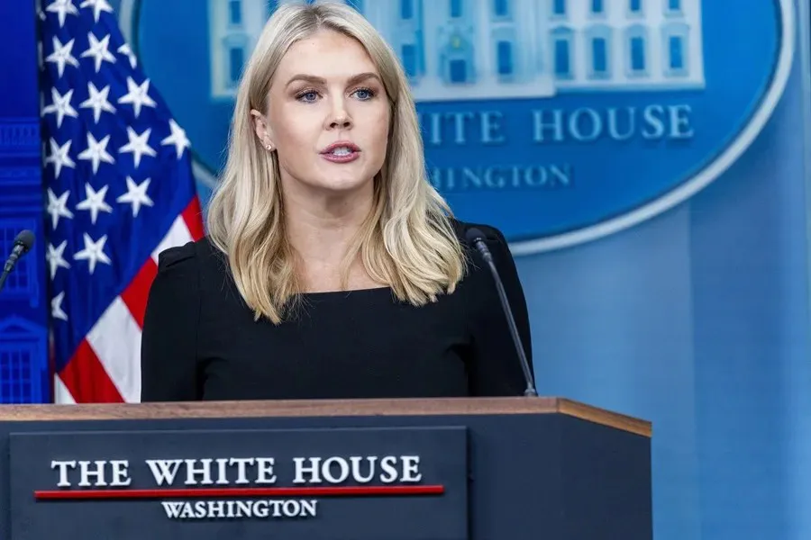 La portavoz de la Casa Blanca, Karoline Leavitt|Foto: EFE/Shawn Thew La Casa Blanca advierte que todos los países de la OTAN tienen que destinar 5% a defensa