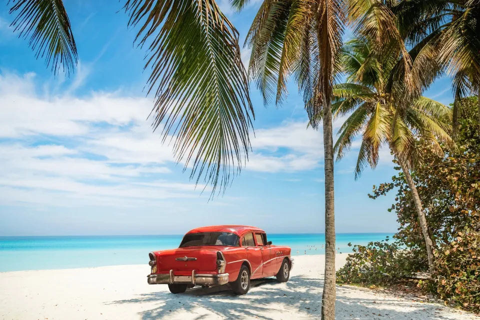 Playa de Varadero, en Cuba Escapadas a Estambul, Atenas y Varadero: destinos ideales para unas vacaciones de último momento