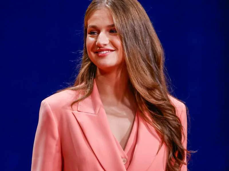 La princesa Leonor durante las audiencias en el Hotel Reconquista de Oviedo|Foto: Elle