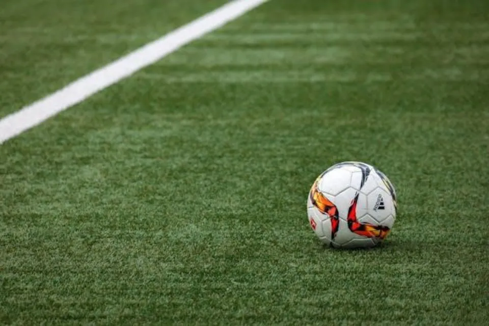 pelota de fútbol