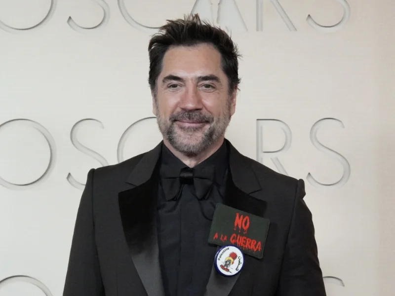 javier-bardem-posando-en-una-alfombra-roja-con-expresion-atenta|Foto: Cadena Ser 