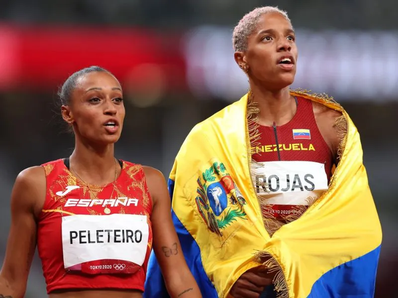 Ana Peleteiro y Yulimar Rojas / Foto: OK Diario Ana Peleteiro y Yulimar Rojas, dos referentes del triple salto, viven etapas paralelas entre el renacer competitivo y el regreso tras lesión