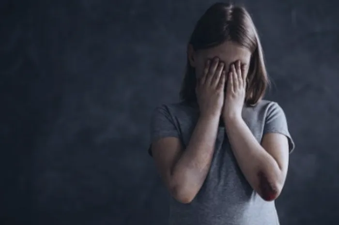 Abuso infantil -Pedofilia 72% del material incautado a pedófilos es subido por familiares en las Redes sociales 