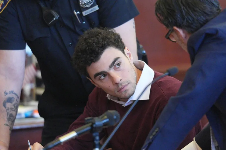 Luigi Mangione- caso asesinato- director ejecutivo de UnitedHealthcare, Brian Thompson - EFE/EPA/Curtis Means/Pool