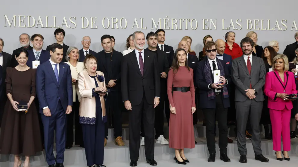 el-rey-felipe-vi-y-la-reina-letizia- galardonados- Medallas de Oro al Mérito en las Bellas Artes 2023-EFE/Julio Muñoz
