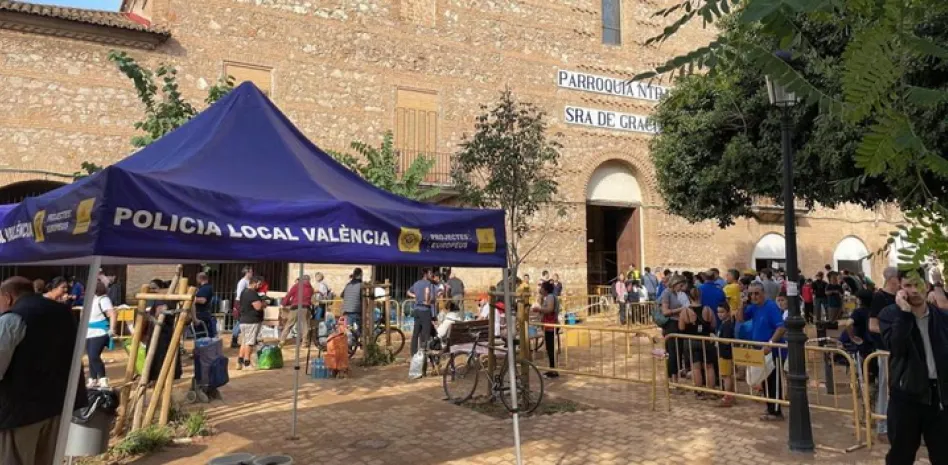 Iglesia Nuestra Señora de Gracia - Valencia - Voluntarios - DANA - Foto La Vanguardia