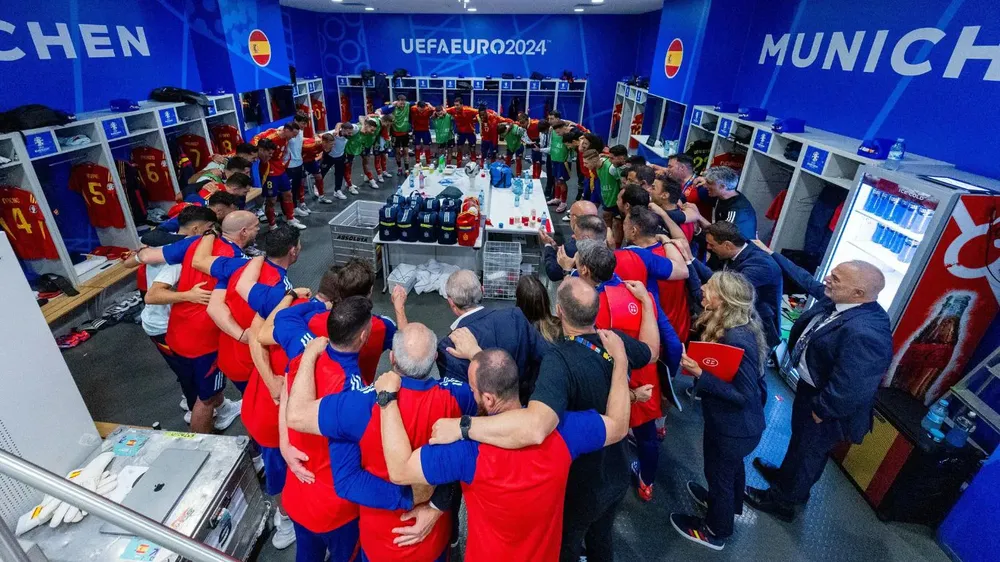 Luego de 12 años, España volverá a jugar una final de la Eurocopa  foto 2 prensa selección española