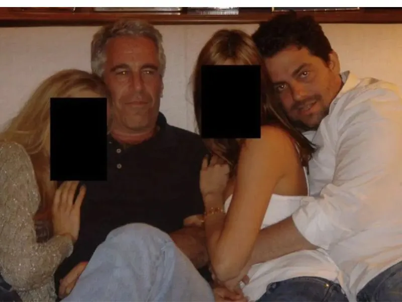 Jeffrey Epstein con el director del documental Melania  La aparición de Ratner en los archivos revitaliza un debate más amplio: el alcance transnacional de la red de Epstein