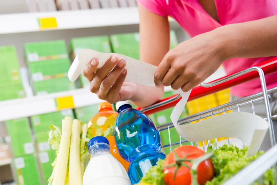 Compra de alimentos - revisar factura