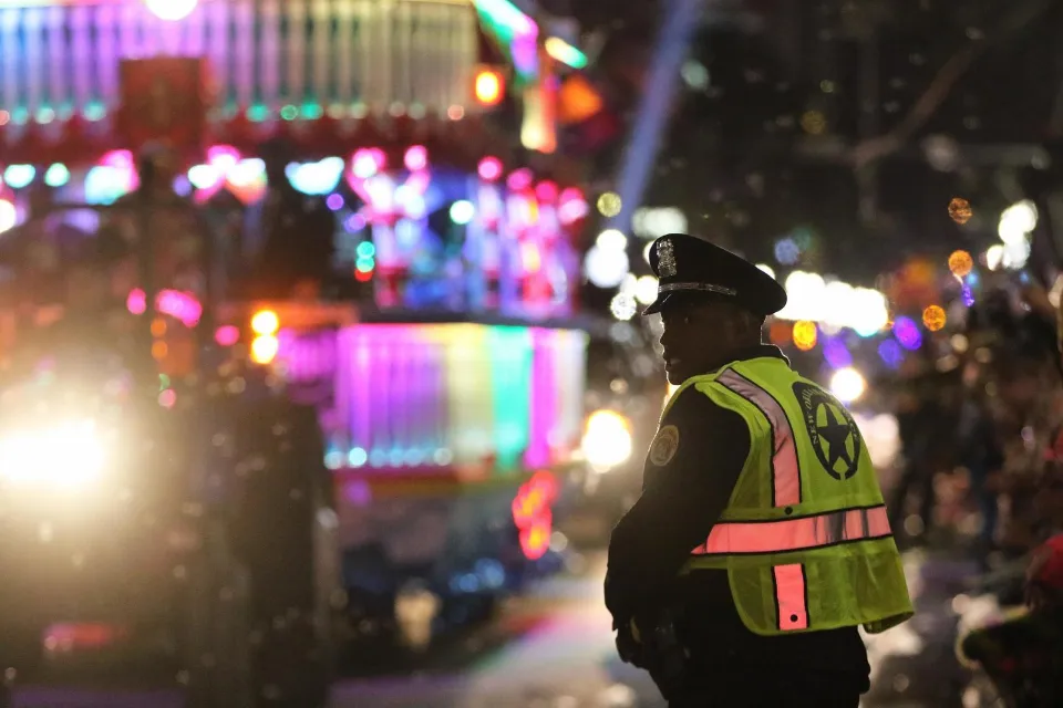 Vista de un oficial de la Policía de Nueva Orleans - Foto: EFE/Dan Anderson