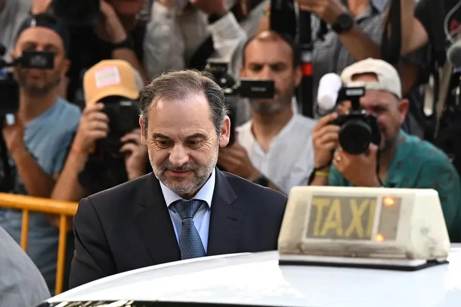 El exministro de Transportes, José Lui Ábalos|EFE/Fernando Villar El juez del Tribunal Supremo rechaza enviar a prisión provisional a Ábalos y a Koldo