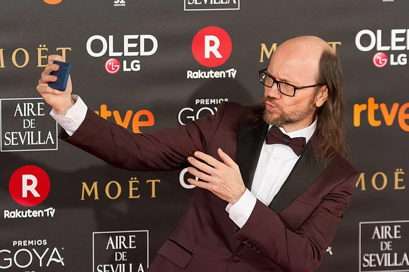 Santiago Segura en los Premios Goya, 2018 | Wikimedia Commons / Carlos Delgado Santiago Segura genera polémica en la presentación de la Comic-Con de Málaga por un comentario sobre el Orgullo LGTBIQ