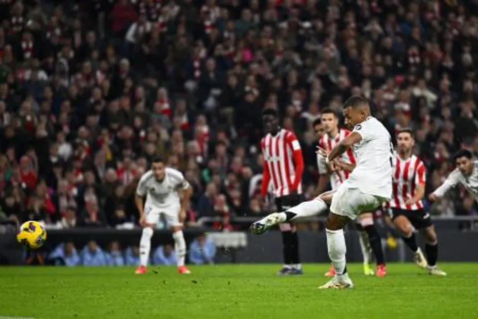 Mbappé- Athletic-Real Madrid - San Mamés - La Vanguardia/Miguel Oses /Ap-LaPresse