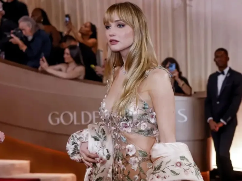 jennifer-lawrence-estreno-pelicula-die-my-love-declaraciones-perros|Foto: EFE Jennifer Lawrence desata la polémica al confesar que alejó a su mascota tras morder a su hijo y bromear sobre el exterminio de animales. Conoce los detalles
