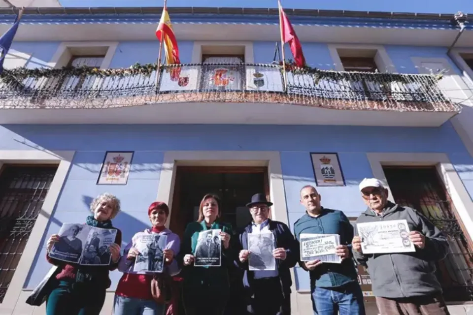 Lotería de la Navidad - España - Murcia - Fortuna - personas celebran - Foto: Edu Botella/Europa Press