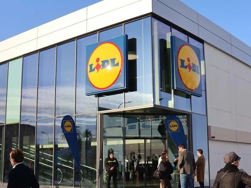 Lidl inaugura su primera tienda sin alimentos en Alemania: formato Home & Living|Foto: El Economista Lidl inaugura en Alemania su primera tienda sin alimentos, centrada en hogar y bricolaje