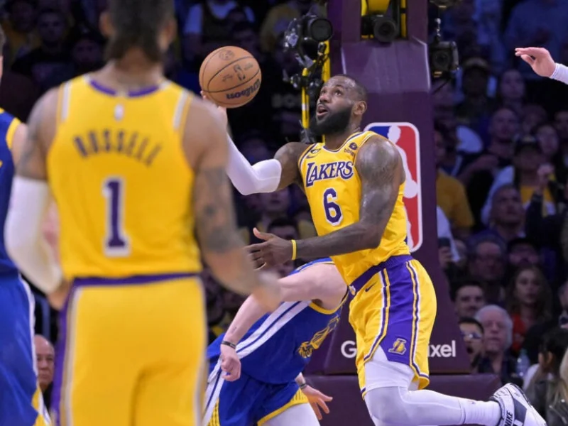 Venden Los Angeles Lakers por récord de 12.500 millones|Foto: Reuters