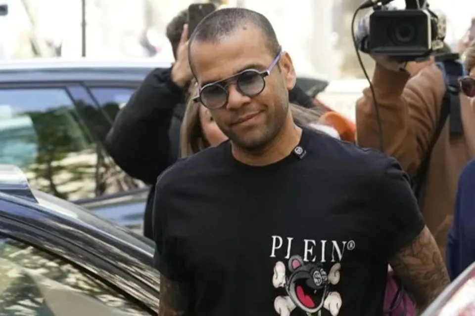 El exfutbolista Dani Alves|Foto: EFE/Alejandro García El Consejo General del Poder Judicial (CGPJ) apoya a los jueces del caso Dani Alves