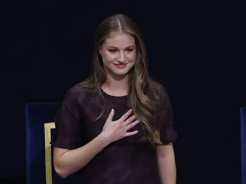 La princesa Leonor en los Premios Princesa de Asturias|Foto: EFE/Chema Moya Leonor de Borbón cumple 20 años: reputación en alza y rol institucional firme

