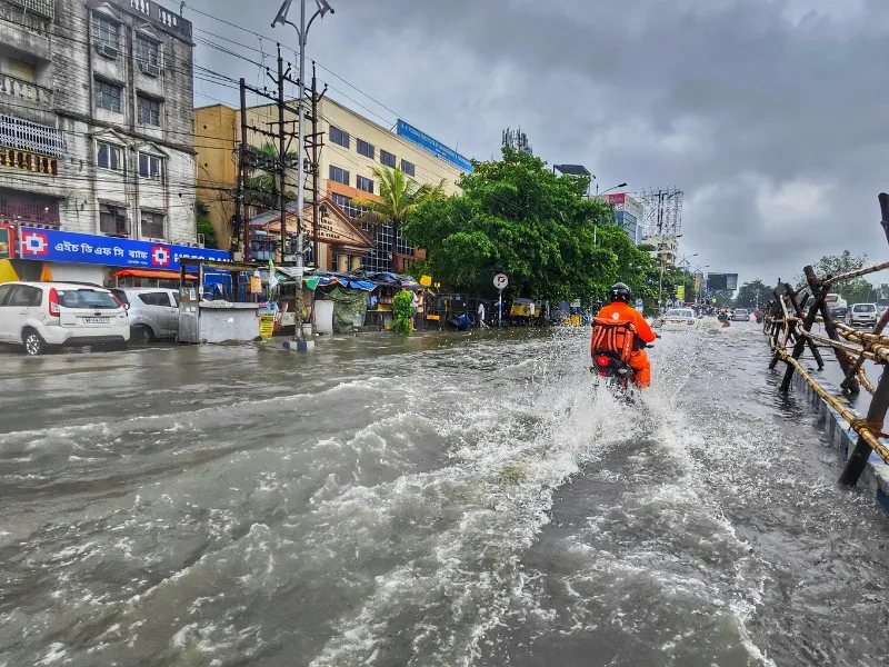 alerta-inundaciones-tarragona-proteccio-civil  Protecció Civil activa el plan Inuncat y envía alertas móviles por lluvias intensas en tres comarcas de Tarragona
