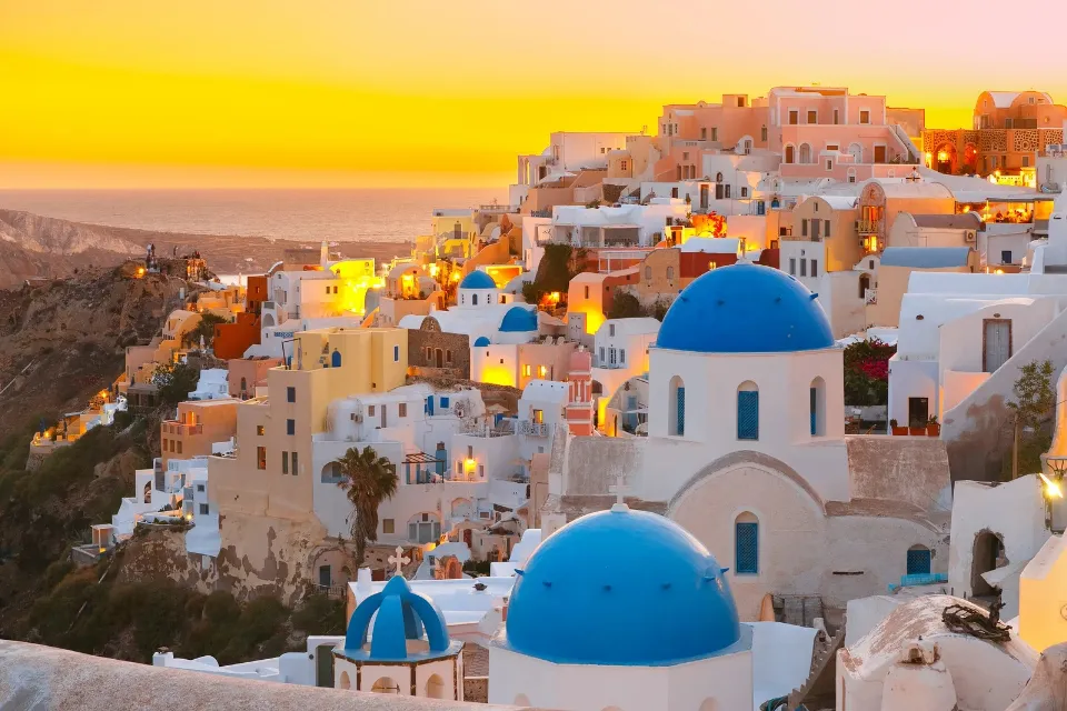 Estadounidenses eligen destinos europeos auténticos y apuestan por la IA Tendencias de viaje 2025: estadounidenses eligen destinos europeos auténticos y apuestan por la IA