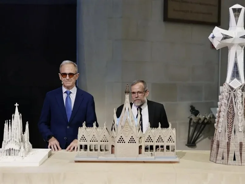 La Sagrada Familia propone reubicar un edificio por las obras de la fachada|Foto: EFE