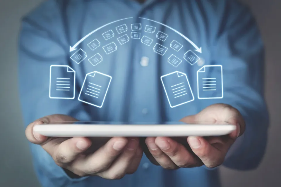 Transferencia de datos digitales - plataforma digital - WeTransfer 