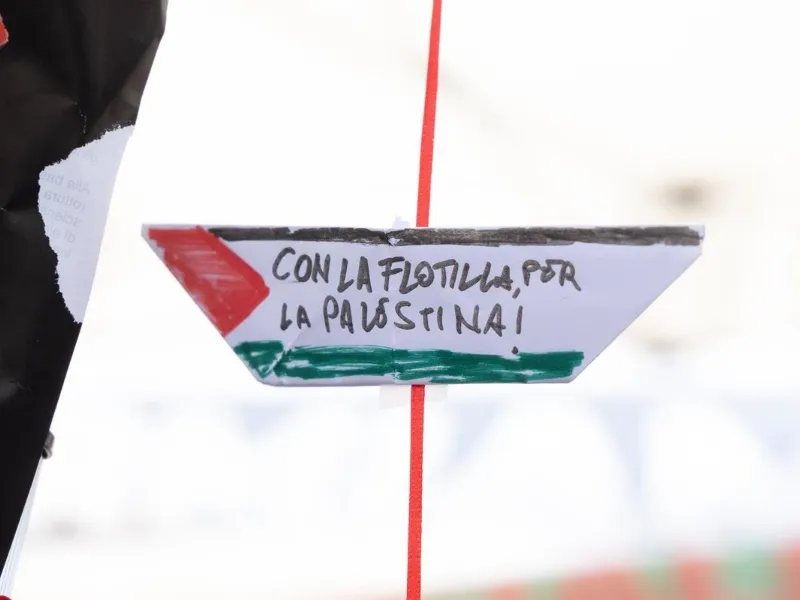 Global Sumud Flotilla en Roma, Italia|Foto: Europa Press/Contacto/Matteo Nardone Israel interceptó flotilla en aguas internacionales: Global Sumud Flotilla denuncia crimen de guerra

