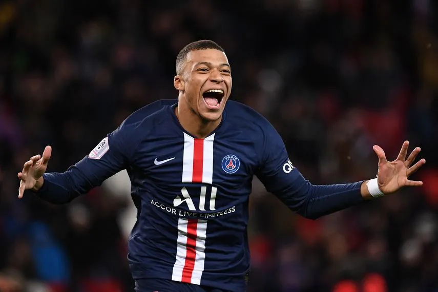 klyan-mbappe-21-mayo-2022jpg