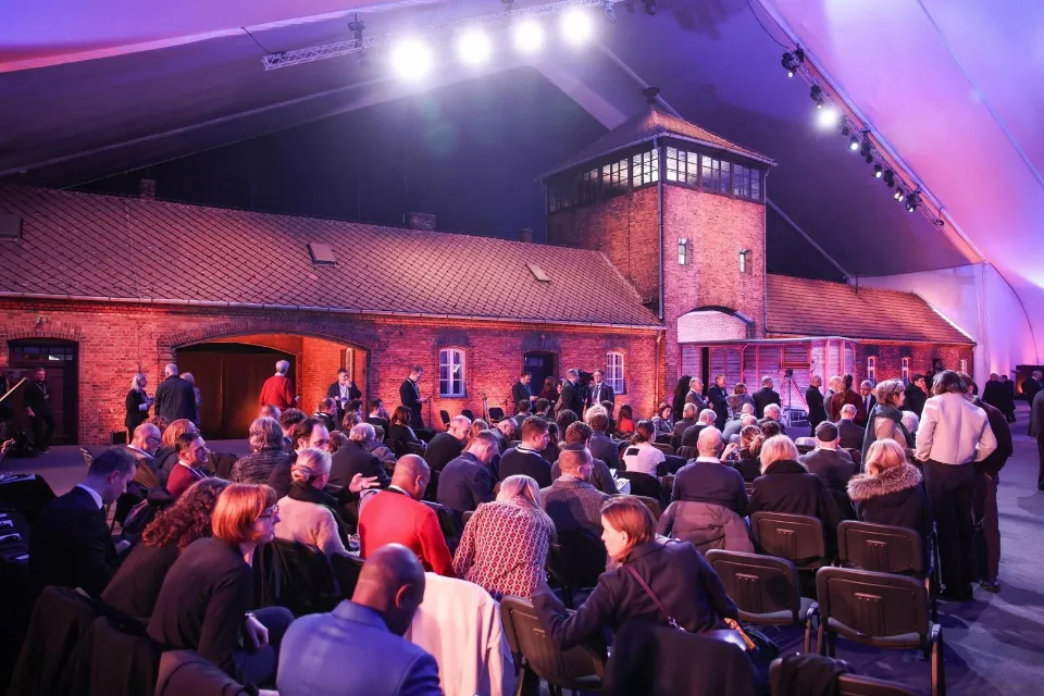 Auschwitz-Birkenau en Oswiecim Polonia - nazi alemán- EFE/EPA/Lukasz Gagulski Poland Out 80 aniversario de la liberación del antiguo campo de concentración y exterminio nazi alemán de Auschwitz-Birkenau en Oswiecim (Polonia) EFE/EPA/LUKASZ GAGULSKI POLAND OUT