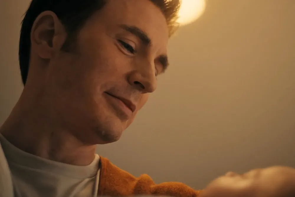 Chris Evans en el avance de 'Avengers: Doomsday' |Foto: Marvel Entertainment/YouTube La inclusión de Chris Evans en el próximo film épico de Marvel divide a la fanaticada y genera especulaciones sobre el futuro del Capitán América en el UCM.