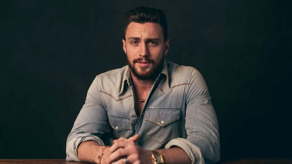 Aaron Taylor-Johnson|Foto: Goodfon.com / @Wolverine_01 El actor británico Aaron Taylor-Johnson evade preguntas sobre su próximo proyecto, generando más especulación sobre su posible incorporación a la franquicia de 007.