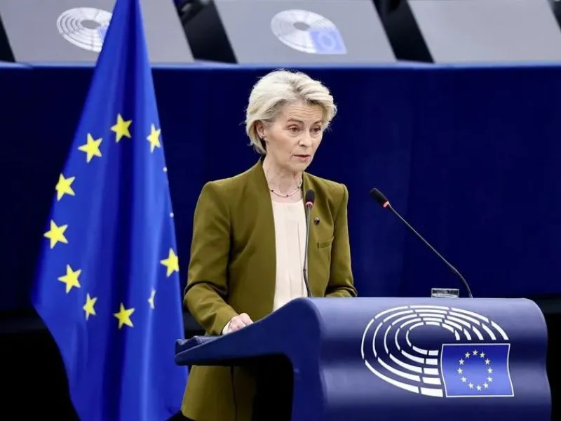 El presidenta de la Comisión Europea, Ursula von der Leyen|Foto: EFE/EPA/Rpnald Wittek Von der Leyen anuncia 6.000 millones para alianza de drones con Ucrania tras ataques rusos 