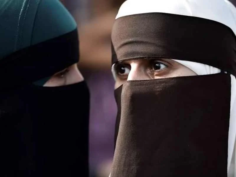 Lleida prohíbe el burka y el niqab en espacios públicos|Foto: EFE