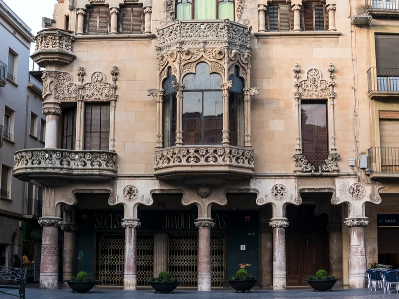 Escapada a Reus en septiembre: la cuna de Gaudí, el modernismo y el vermút
