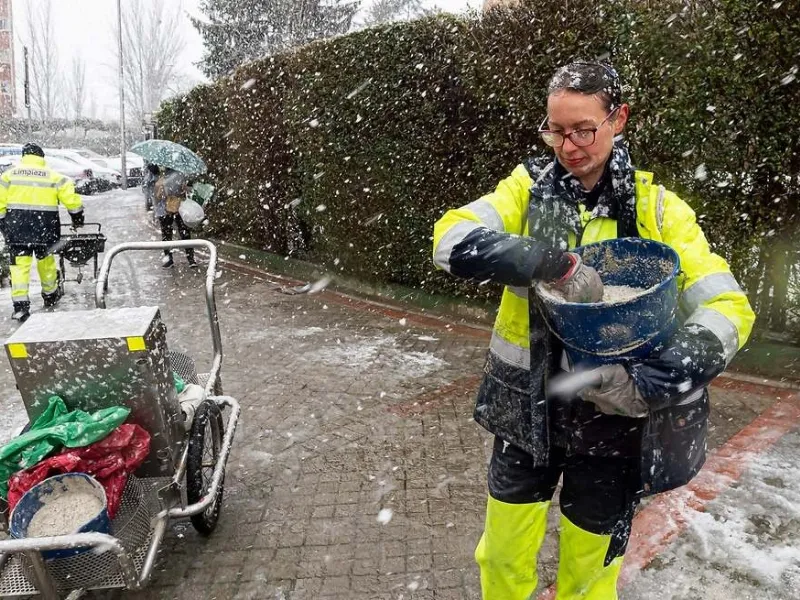 borrasca-claudia-nieve-lluvias-alertas-aemet-espana|Foto: El Economista  La borrasca Claudia provoca lluvias, nieve y un desplome térmico en España. Aemet activa avisos en varias comunidades