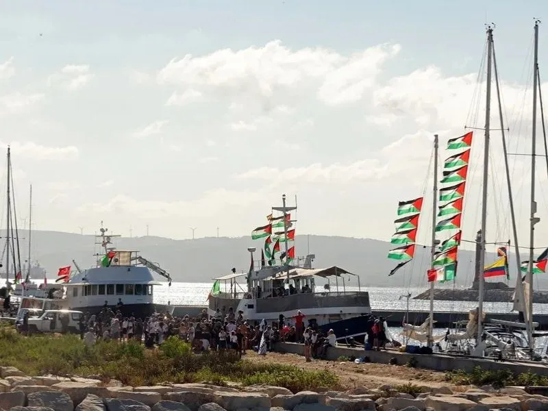 Una flotilla internacional con destino a Gaza|Foto: EFE/EPA/Mohamed Messara Flotilla internacional zarpa hacia Gaza con ayuda humanitaria 

