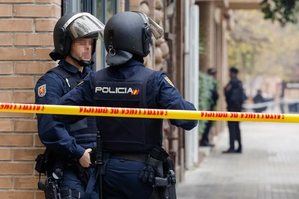 Agentes de la Policía Nacional de Valencia en una imagen de archivo. EFE/Kai Försterling