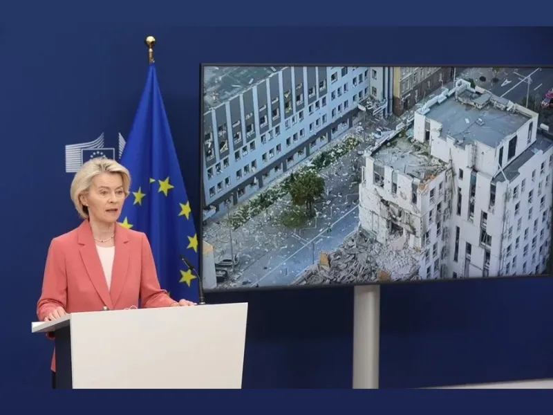 La presidenta de la Comisión Europea, Ursula von der Leyen|Foto: EFE/EPA/Olivier Hoslet La Unión Europea denuncia que su sede en Kiev fue atacada por Rusia. El Kremlin niega haber dañado infraestructuras civiles durante los bombardeos



