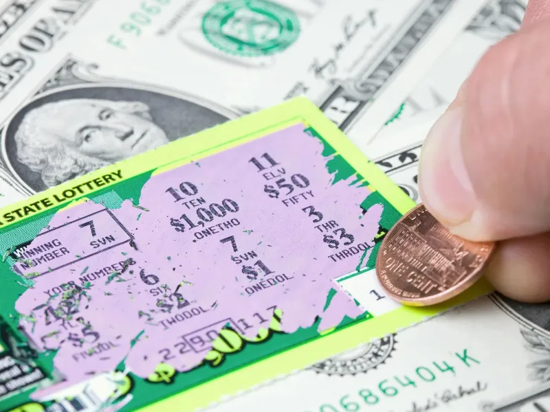 Gana la lotería por segunda vez tras un error al comprar boletos Una residente de Maryland ganó 50.000 dólares en la lotería tras comprar por error un boleto extra del juego “$50,000 CASH”. Ya había ganado en 2021

